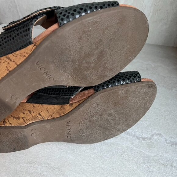 ** Vionic Paradise Leticia Wedge Slide Leather Sandal Size 6.5 - Picture 9 of 9